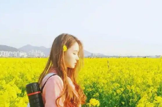 91丨国产丨白浆秘 喷水：风格各异，文化碰撞