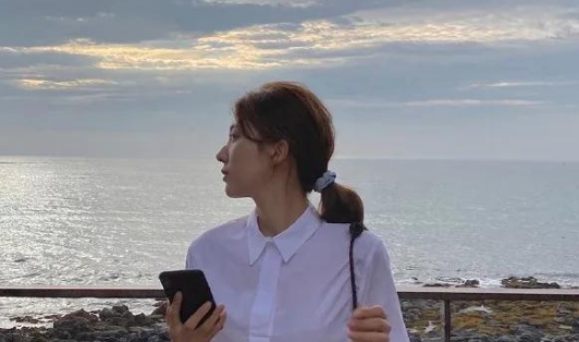 海角社区封神披风妈妈：真是乐趣无穷！